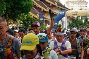 BIB: 
                            <button type="button" onclick="openModal(26906958)" class="btn btn-primary btn-sm float-right btn-popup" data-toggle="modal" data-target=".modal-high-quality">
                        <i class="fas fa-shopping-cart"></i> Add to Cart
                    </button>
                                            <button type="button" onclick="isThisMe(26906958, true)" class="btn btn-success btn-sm float-right btn-popup btn-isme hidden" data-toggle="tooltip" data-placement="bottom" title="นี่คือรูปของคุณใช่ไหม คลิกที่นี่เพื่อเอาเข้าอัลบั้ม">
                        <i class="fas fa-plus"></i> Add to album
                    </button>
                    <button type="button" onclick="isThisMe(26906958, false)" class="btn btn-warning btn-sm float-right btn-popup btn-isnotme hidden">
                        <i class="fas fa-ban"></i> Remove from album
                    </button>